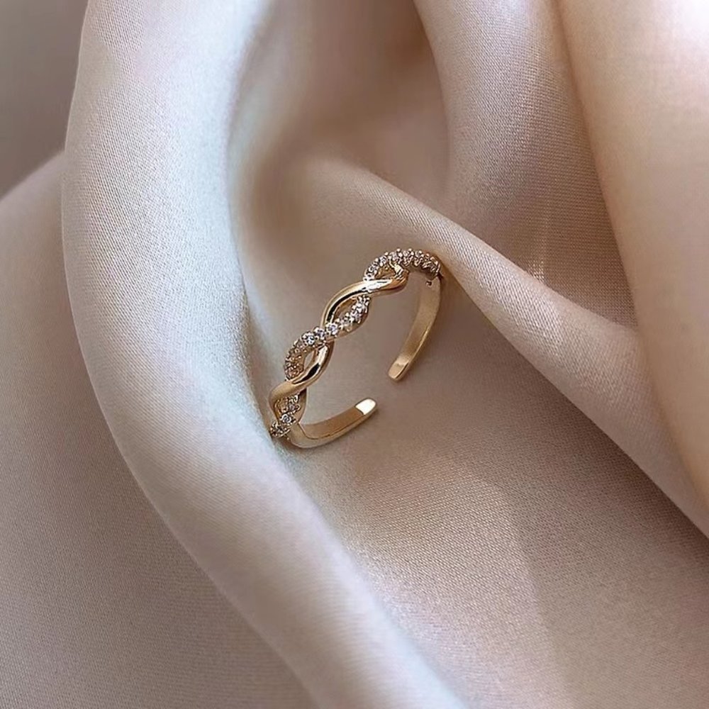 Lady Ring